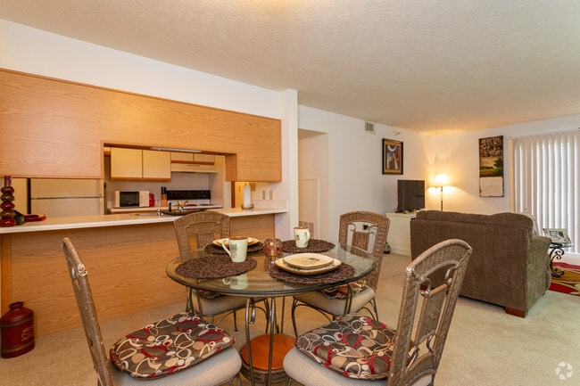 2HAB, 1BA - 960 ft²