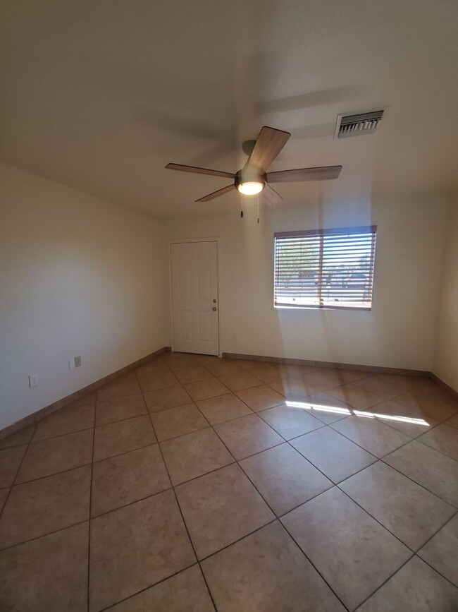 4 bedroom, 1.5 bath - North Phoenix - Big ... - 4 bedroom, 1.5 bath - North Phoenix - Big ... House
