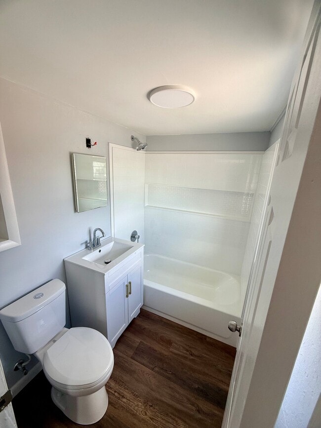 Photo - 222 W Washington St Unit 7