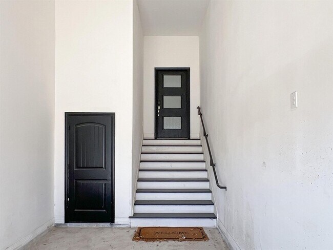 Photo - 3407 Sakowitz St Unidad B