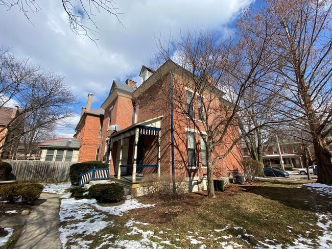 Photo - 885 Dennison Ave Unit A