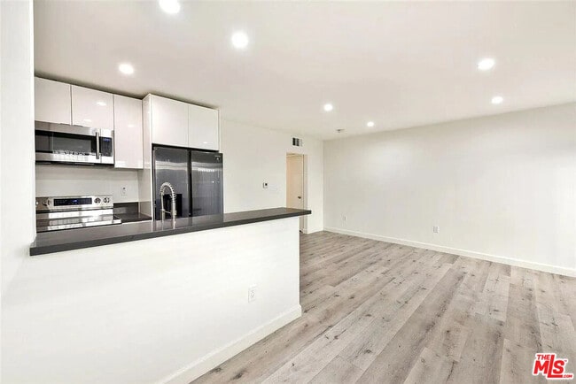 Photo - 5529 Bonner Ave Unit 2