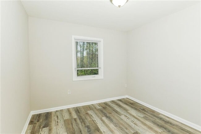 Photo - 166 Anderson Ave NW Unit B06