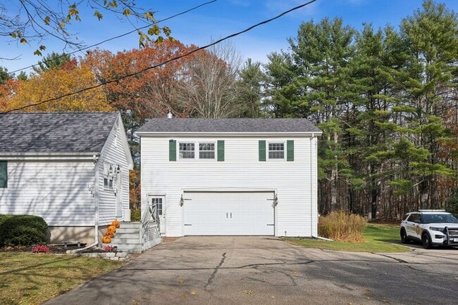 Photo - 1087 Littlefield Rd