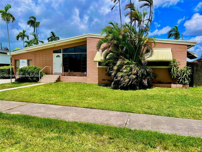 Photo - 8431 SW 28th St