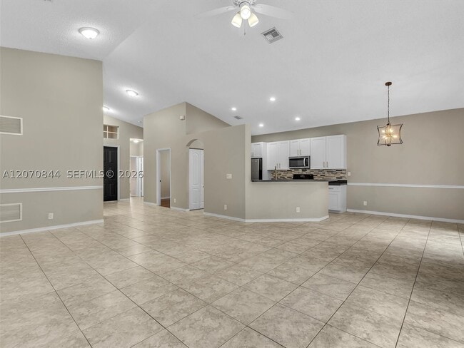 Photo - 6271 SW 195th Ave