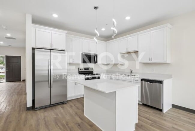 Photo - Available Now! - 3609 9th St NW Unit C, Rochester MN 55901
