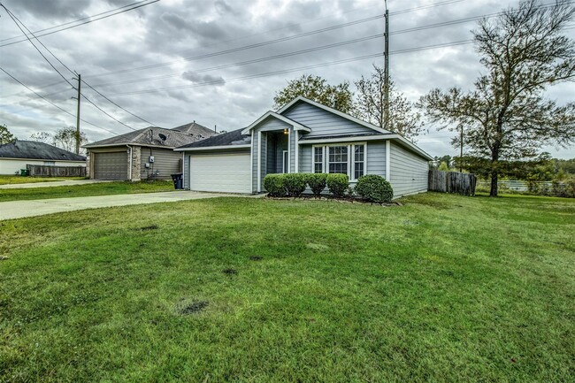 Photo - 406 Woodlake Dr