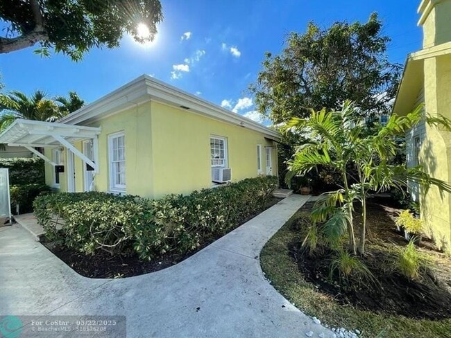 Photo - 104 NE 4th Ave Apartamento Unidad C