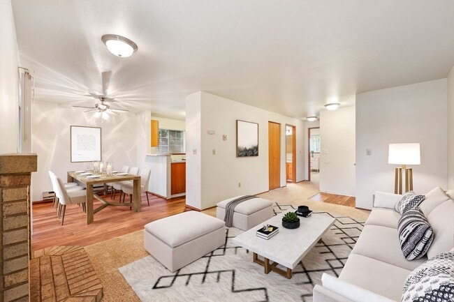 Photo - River Glen Apartments