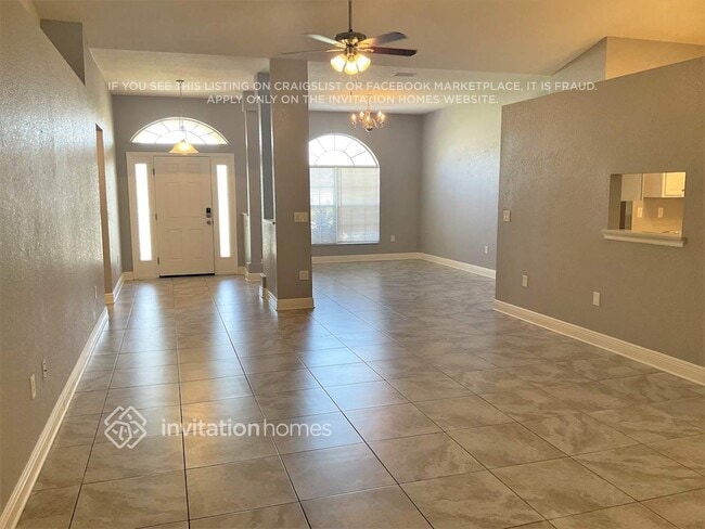 Photo - 25940 Aysen Dr