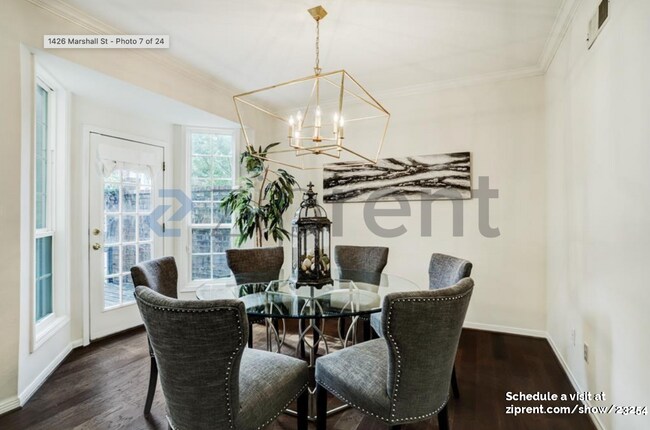 Photo - 1426 Marshall St