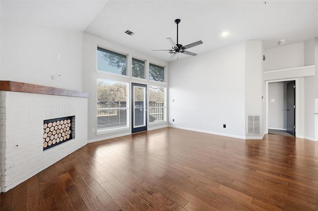 Photo - 2024 Brookville Ln