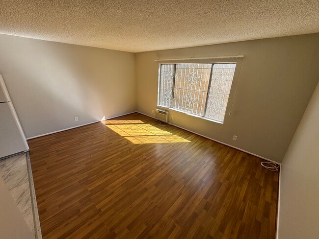 Photo - New Hampshire Luxurious Apts