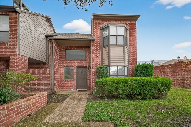 Building Photo - 7447 Cambridge St Unit 79