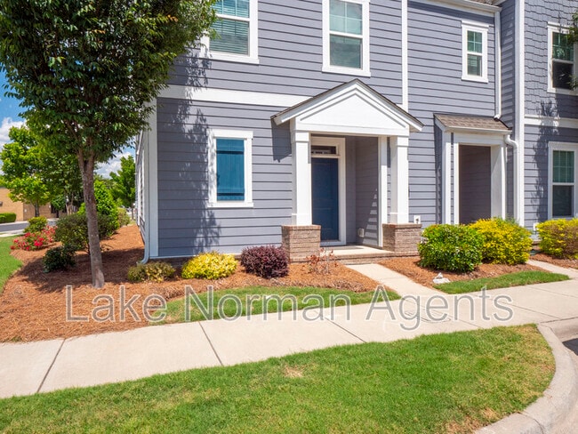Building Photo - 1034 Lyndon Station Dr