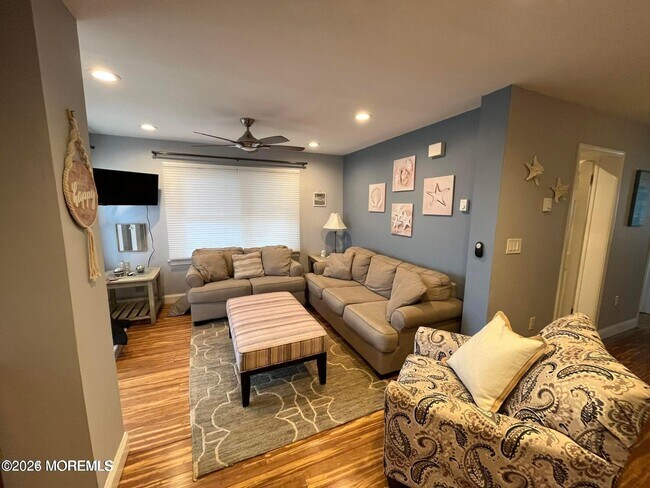 113 Lincoln Ave Unit 4