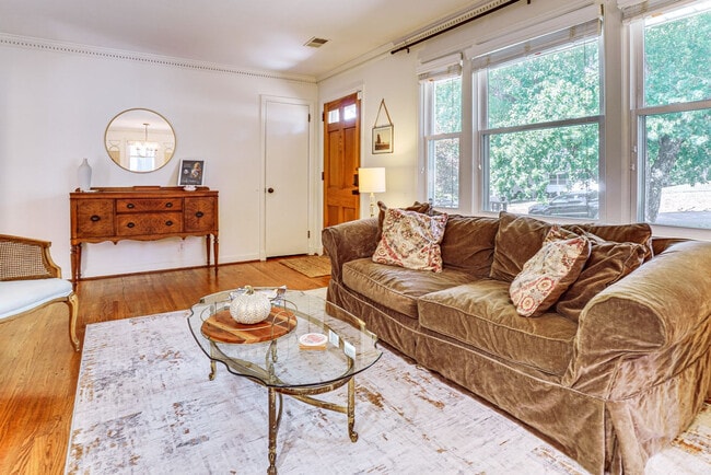 631 Watsonwood Dr Unit SI ID1632537P