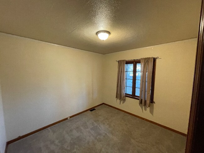 Photo - 921 E Alder St