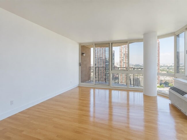 20 2nd St Unit 2303