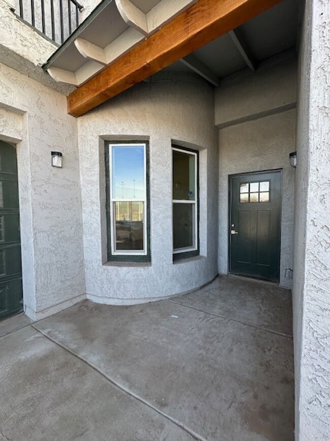 Photo - 5022 S 35th Ave Unit 01