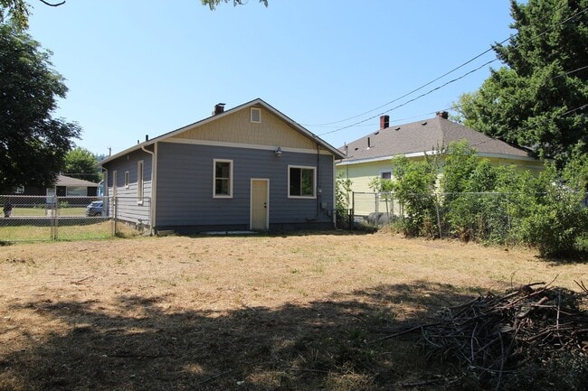 Photo - 2311 E 4th Ave