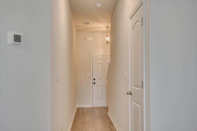 Photo - 4315 Newland St