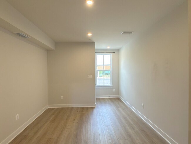 14441 Albemarle Point Pl