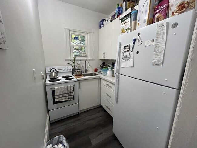 Photo - 129 Emerald St S Unit 1