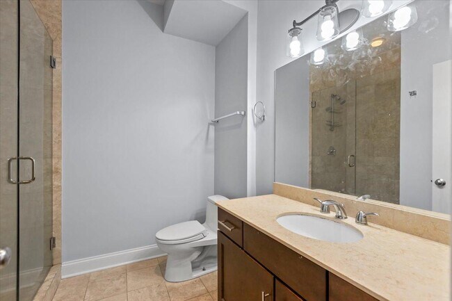 Photo - 3 bedroom in Chicago IL 60622 Condo Unit 3