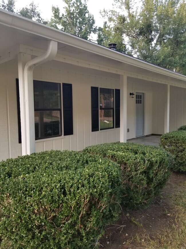 Photo - 202 B Bent Creek Circle South