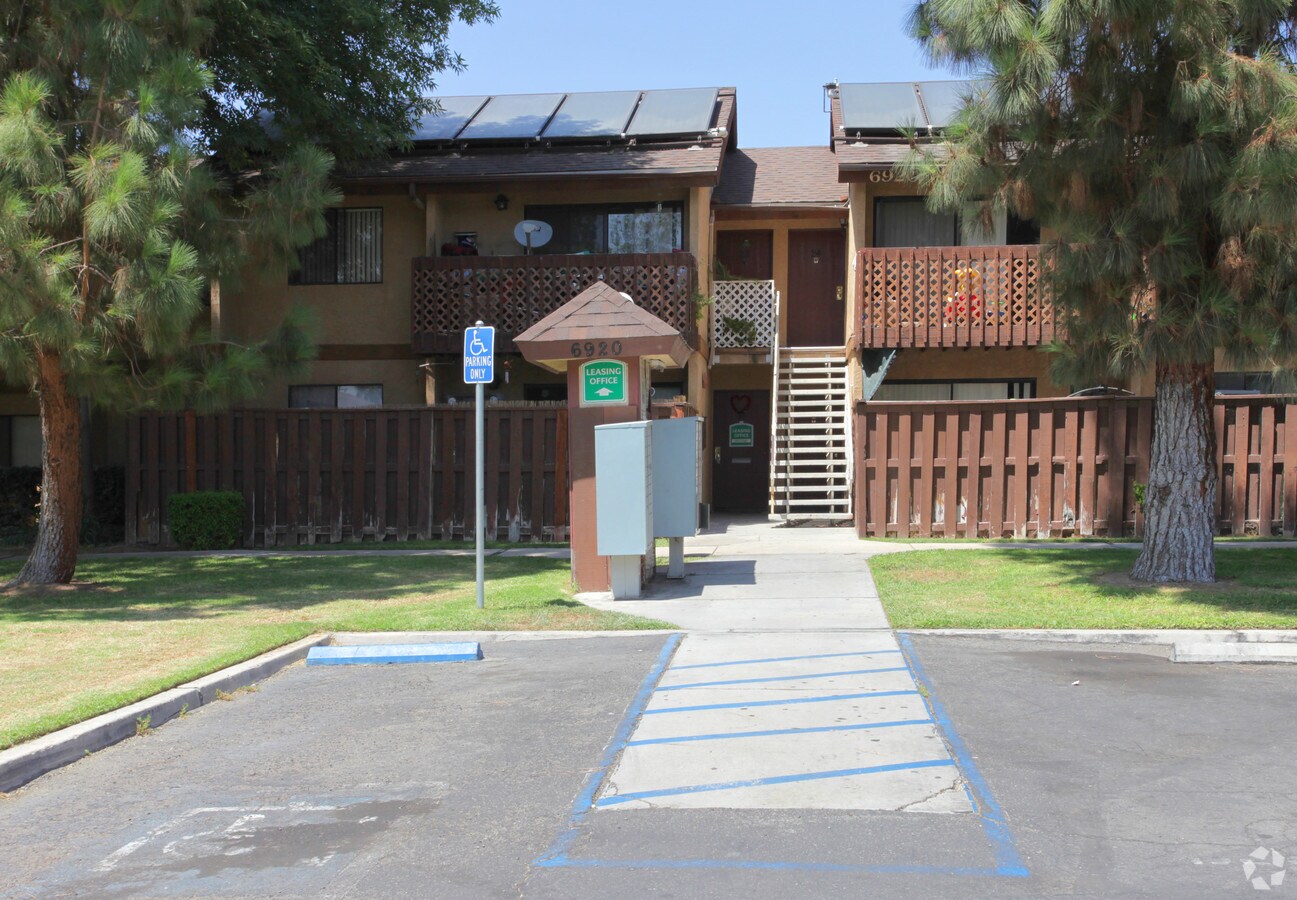 Meadow Woods Apartments - Meadow Woods Apartments