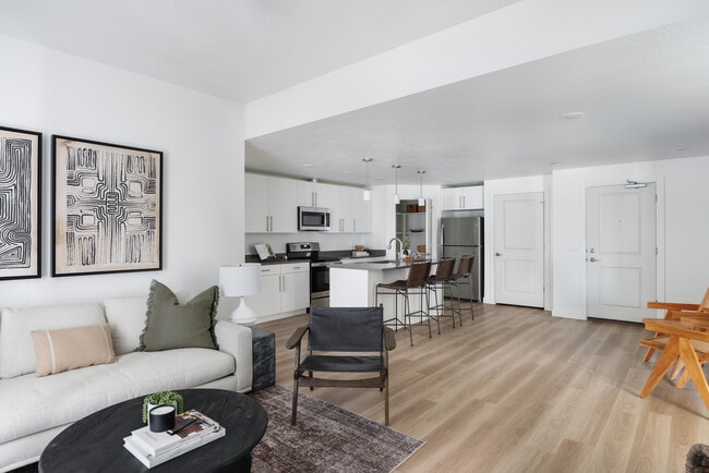 Photo - Bloomington Apartments