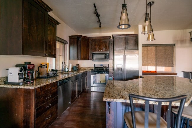 Building Photo - Park City Unit 2208 A