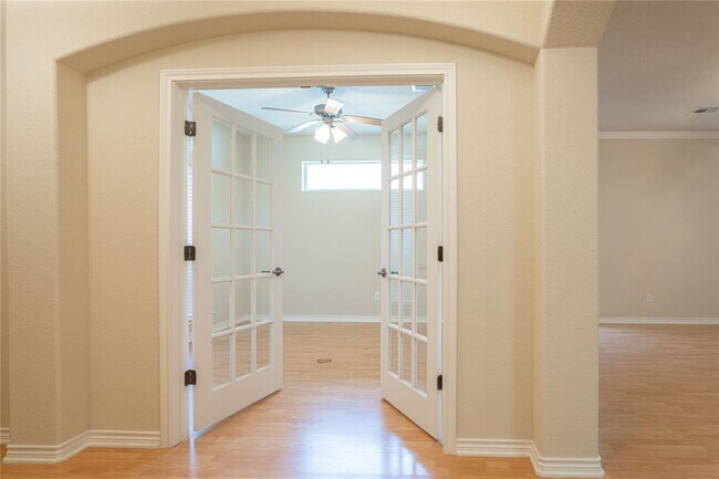 Photo - 806 Heritage Oaks Bend