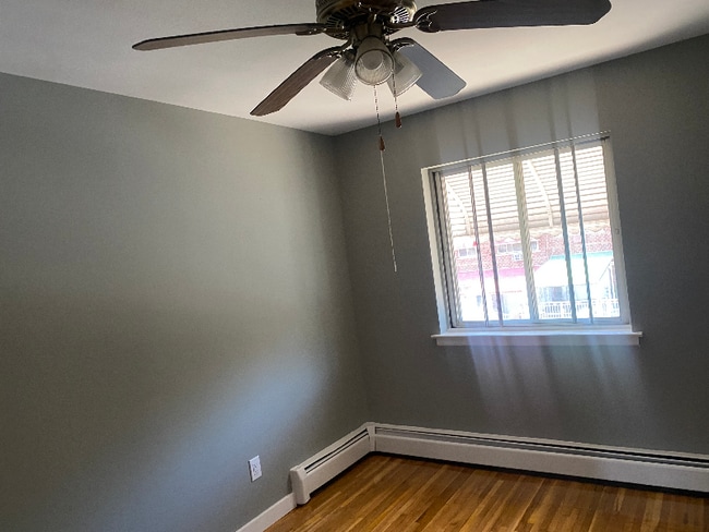 Photo - 3550 Palmer Ave