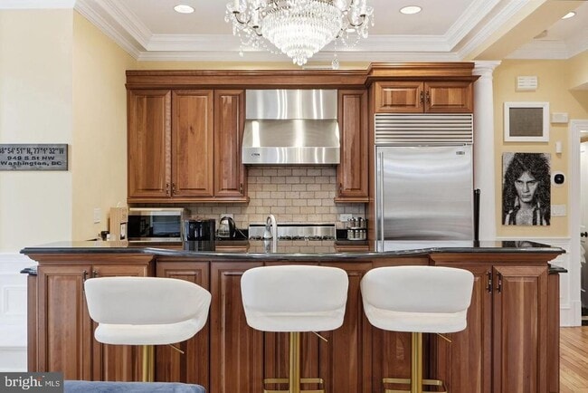 Photo - 949 S St NW