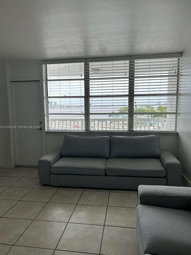 2016 Bay Dr Unidad 602