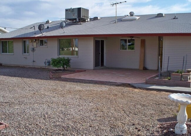 Photo - 10772 W Crosby Dr