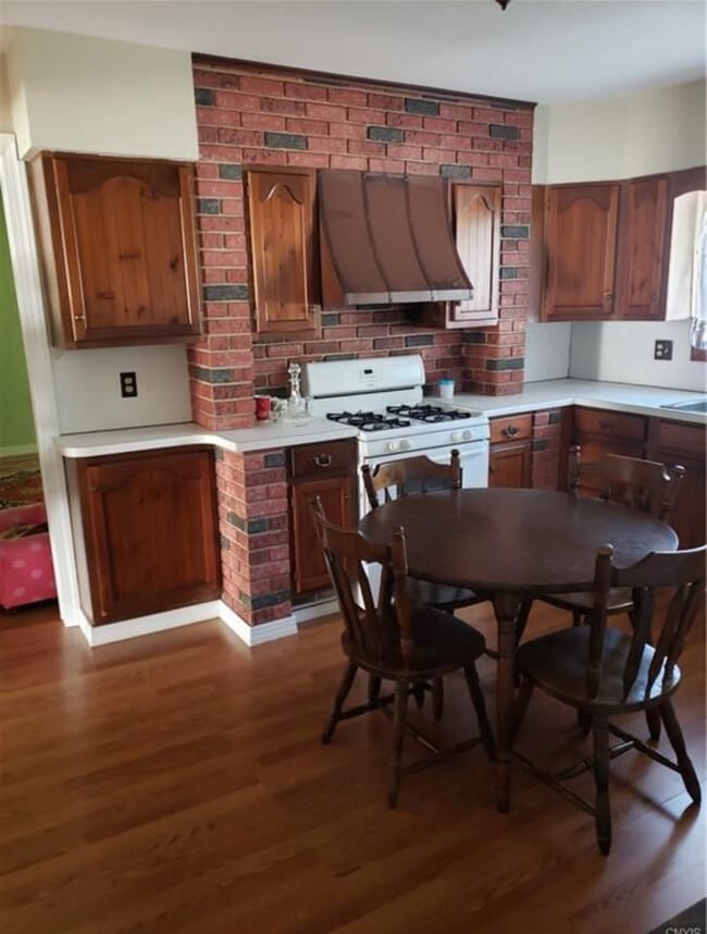 Photo - 1184 Kossuth Ave Unit 1