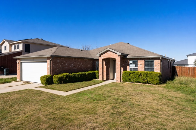 Building Photo - 2409 Riley Dr