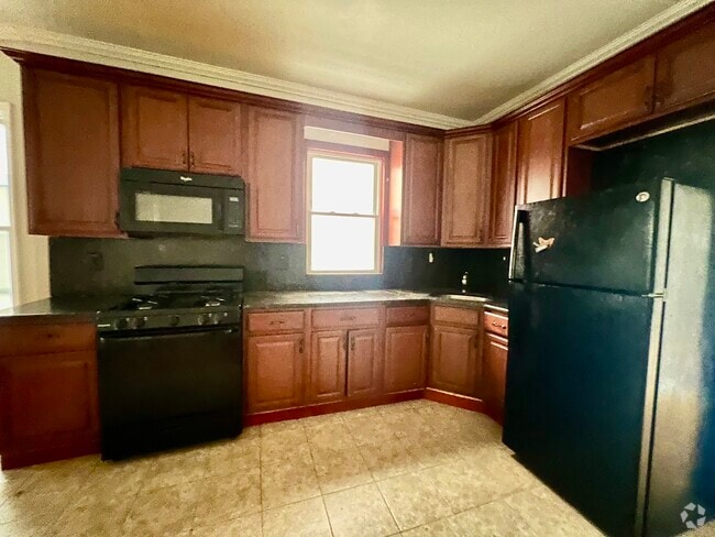 Building Photo - 268 Bergen Ave Unit 3R Rental