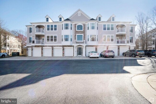 Building Photo - 903 Noah Winfield Terrace Unit 303 Rental