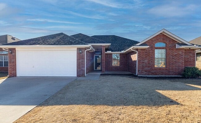 Photo - 808 Canyon Dr