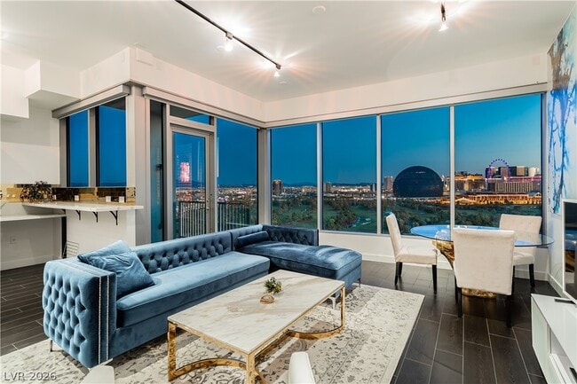 Building Photo - 360 E Desert Inn Rd Unit 1502