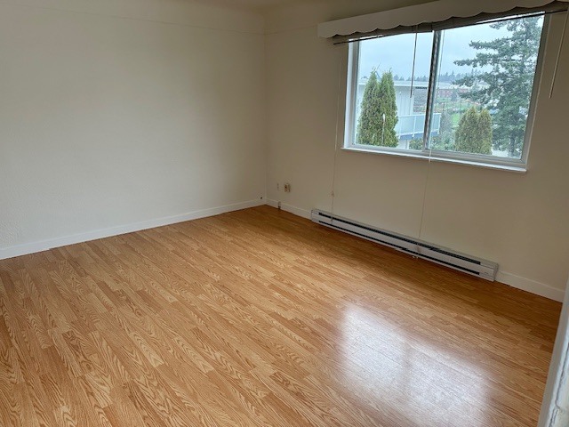 Building Photo - 646 Admirals Rd