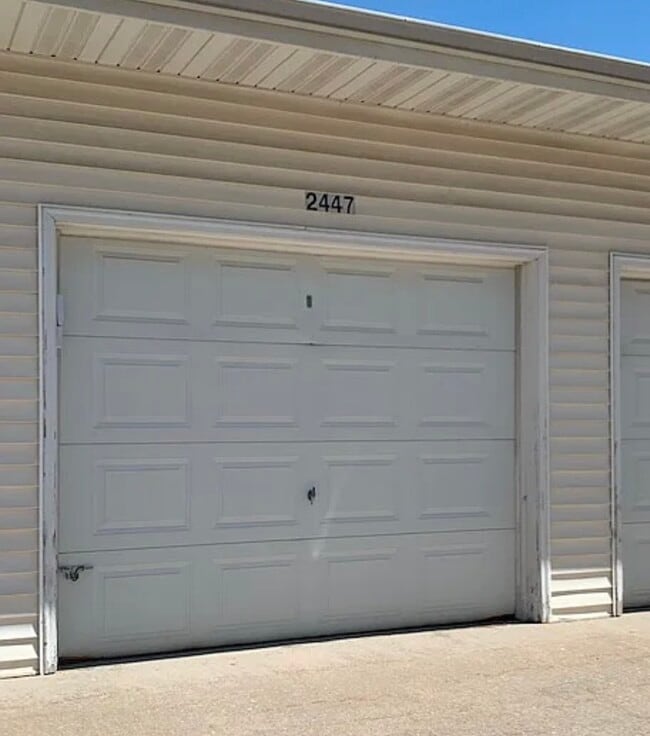 Photo - 2447 Patricia Dr