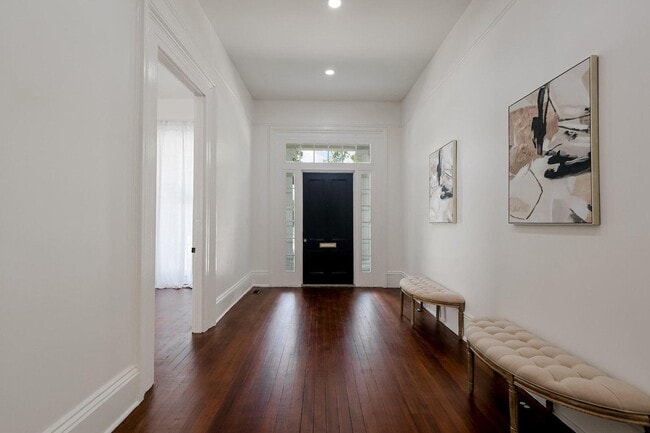 Photo - 444 Greene St