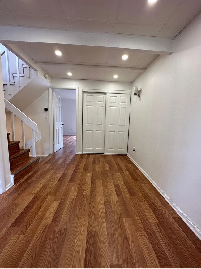 Photo - 149 Forest Ave Unidad B