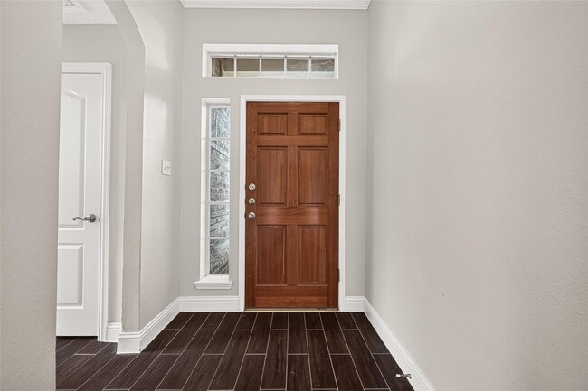 18015 Oak Cottage Ct